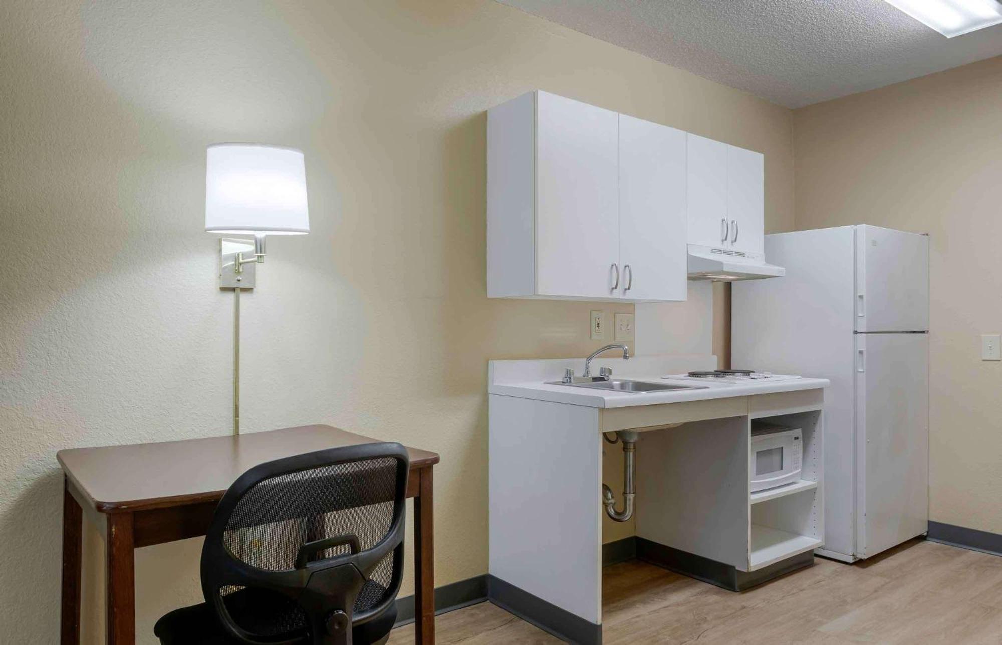 Extended Stay America Select Suites - Phoenix - Airport - E Oak St Extérieur photo